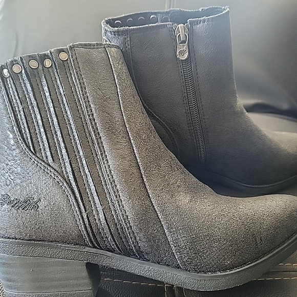 Blowfish Vegan Leather Boots Size 7 NWT - Picture 1 of 8